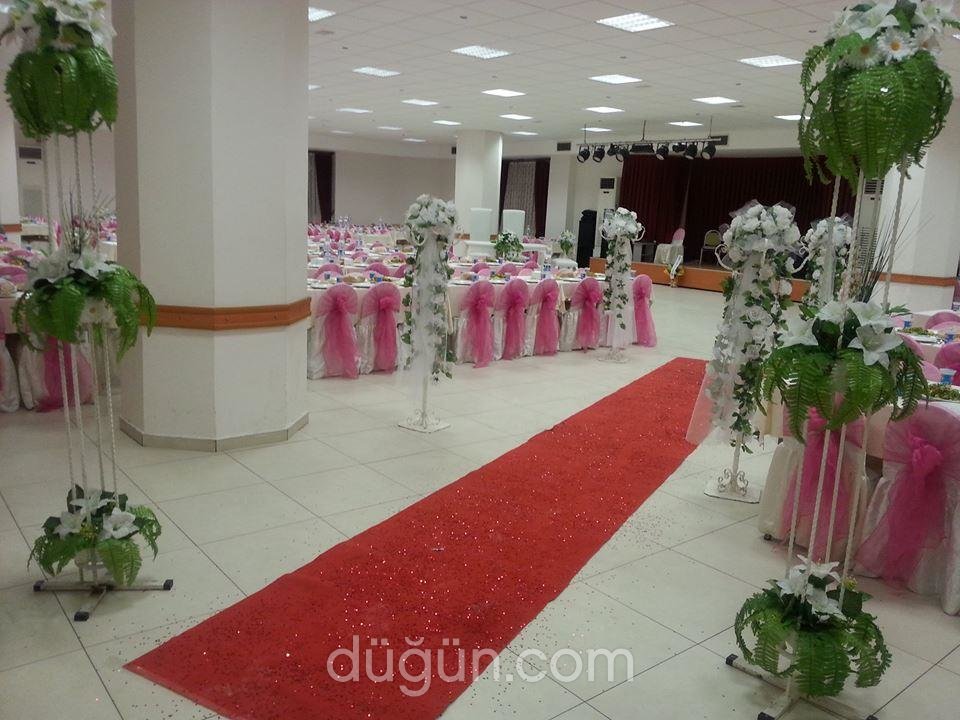 Çağrı Düğün ve Toplantı Salonları