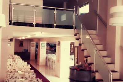 Grape Restaurant Cafe