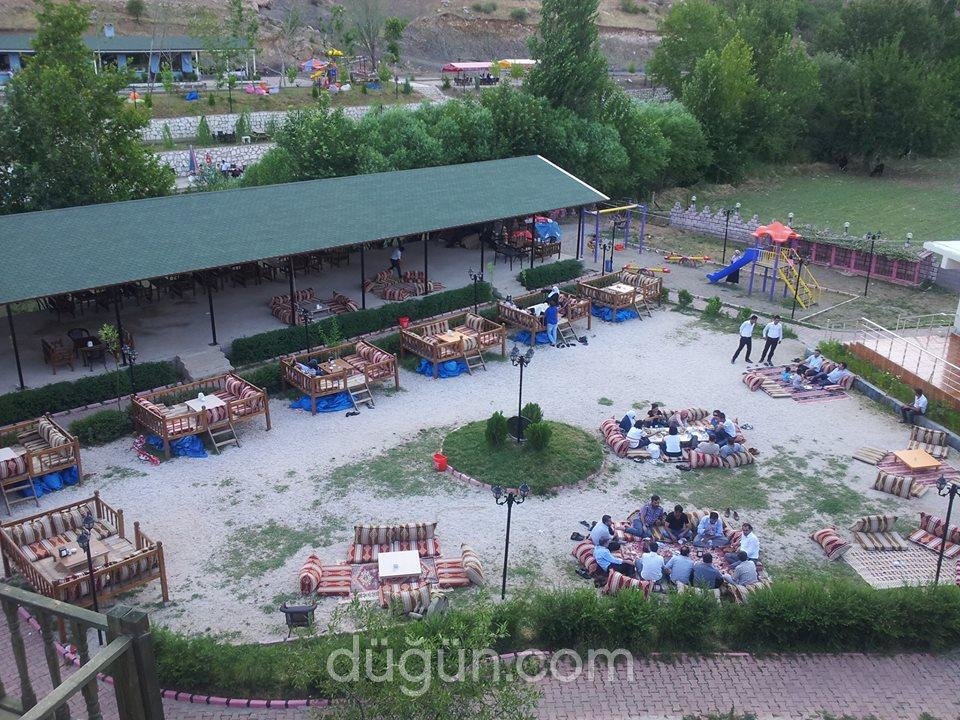 Akay Şelale Kır Düğünü