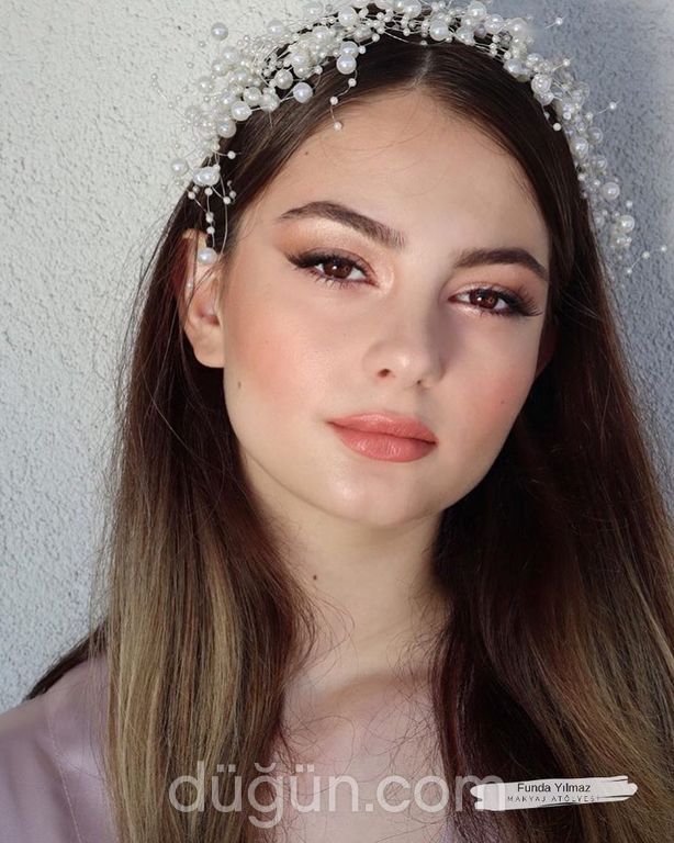 Funda Yılmaz Freelance Make Up Artist