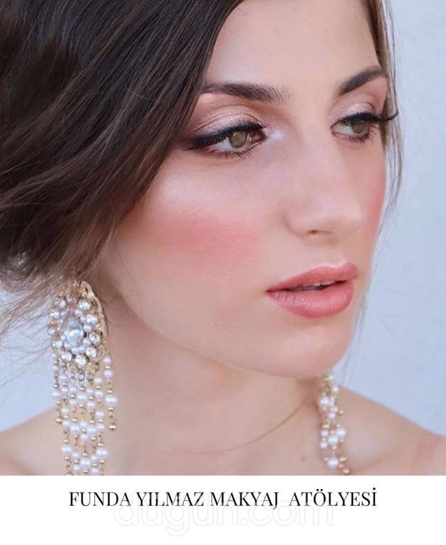 Funda Yılmaz Freelance Make Up Artist