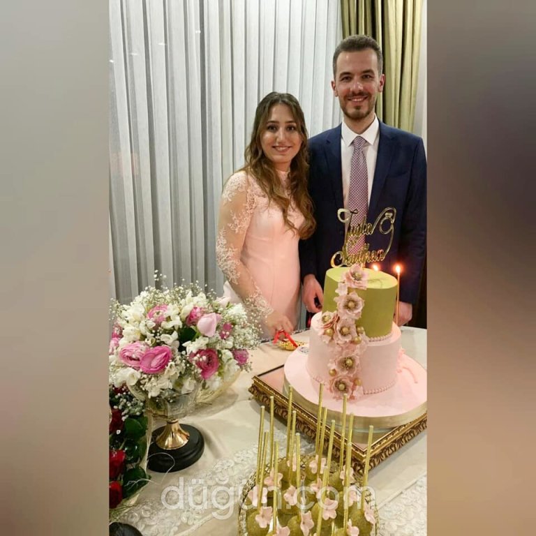 CakesbyNesli Butik Pasta Düğün Pastası İstanbul