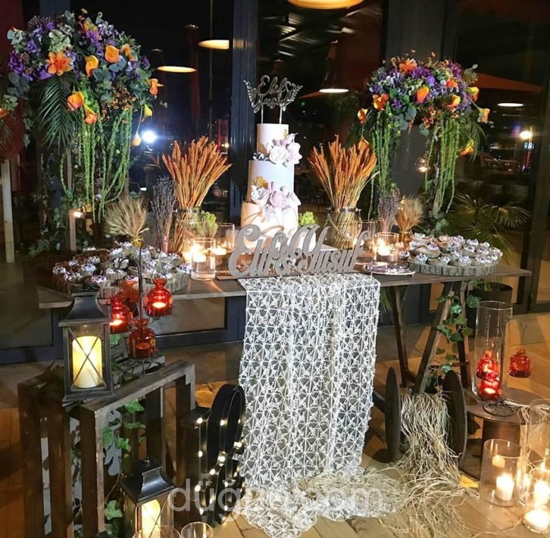 CakesbyNesli Butik Pasta Düğün Pastası İstanbul