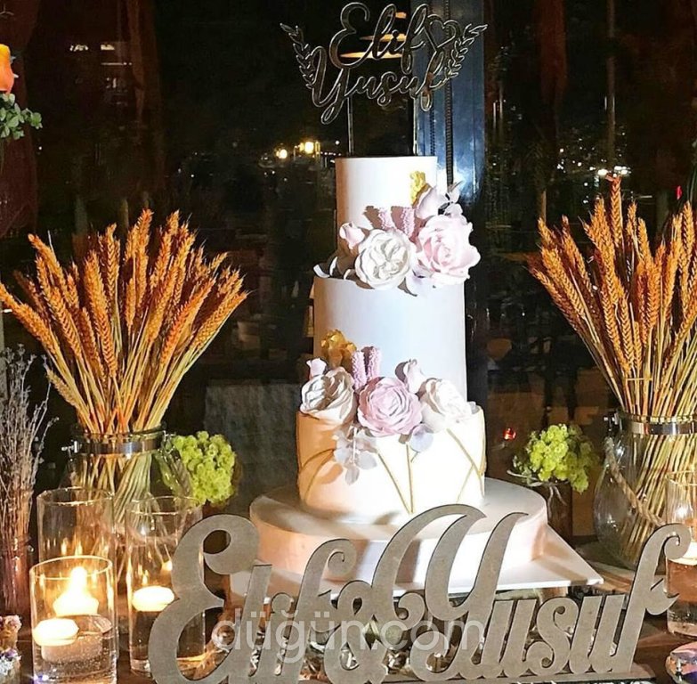 CakesbyNesli Butik Pasta Düğün Pastası İstanbul