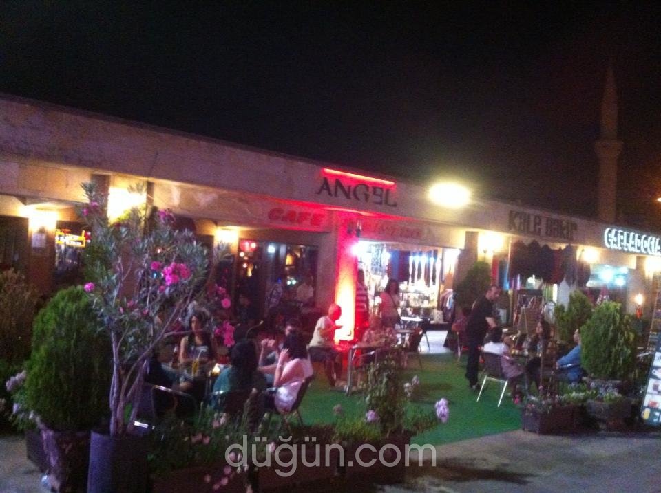 Angel Cafe & Bistro