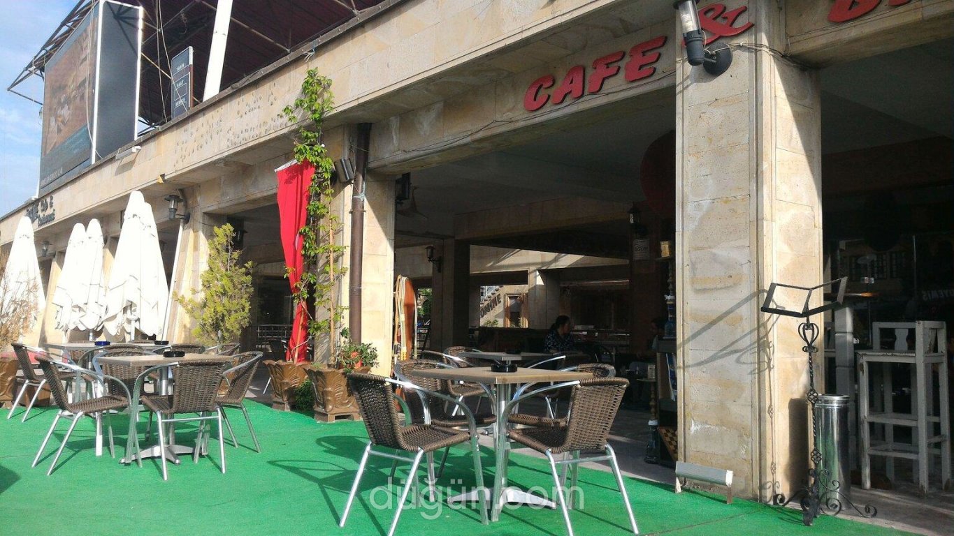 Angel Cafe & Bistro