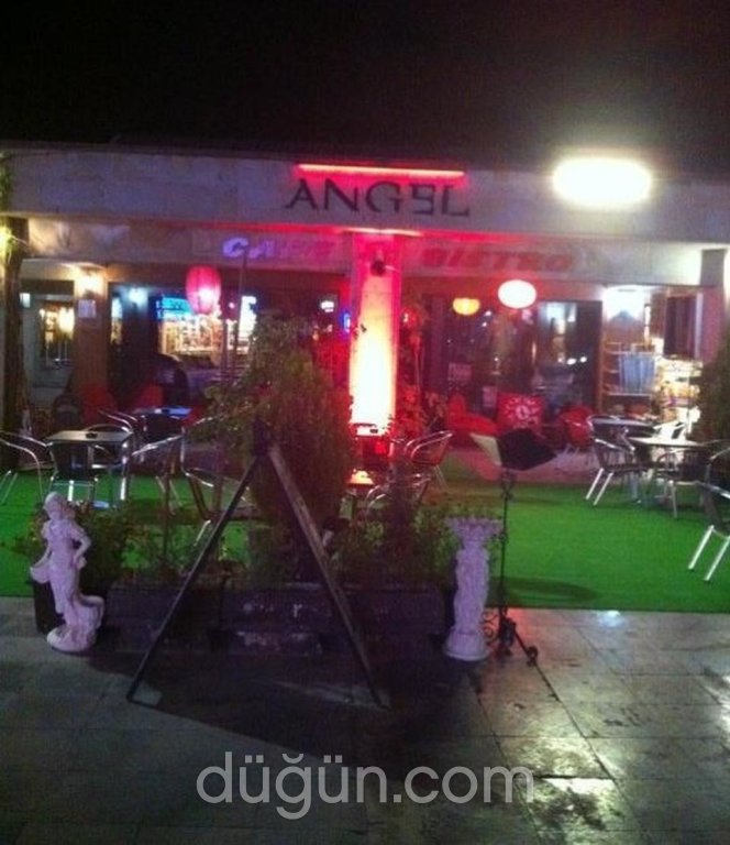 Angel Cafe & Bistro