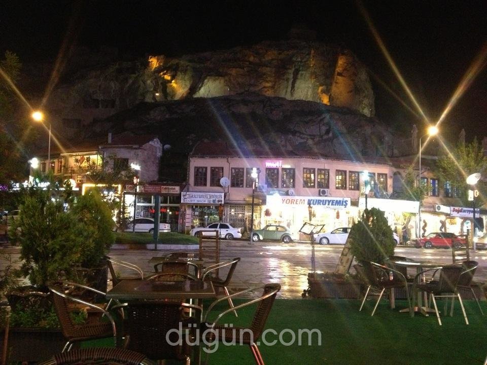 Angel Cafe & Bistro