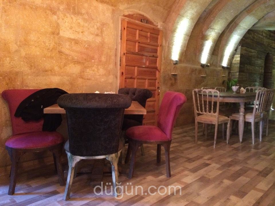 Anka Cafe & Patisserie