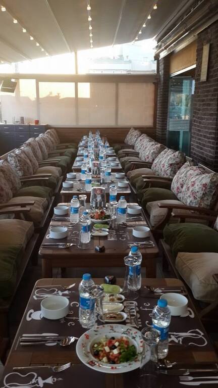 Modd Cafe & Restaurant