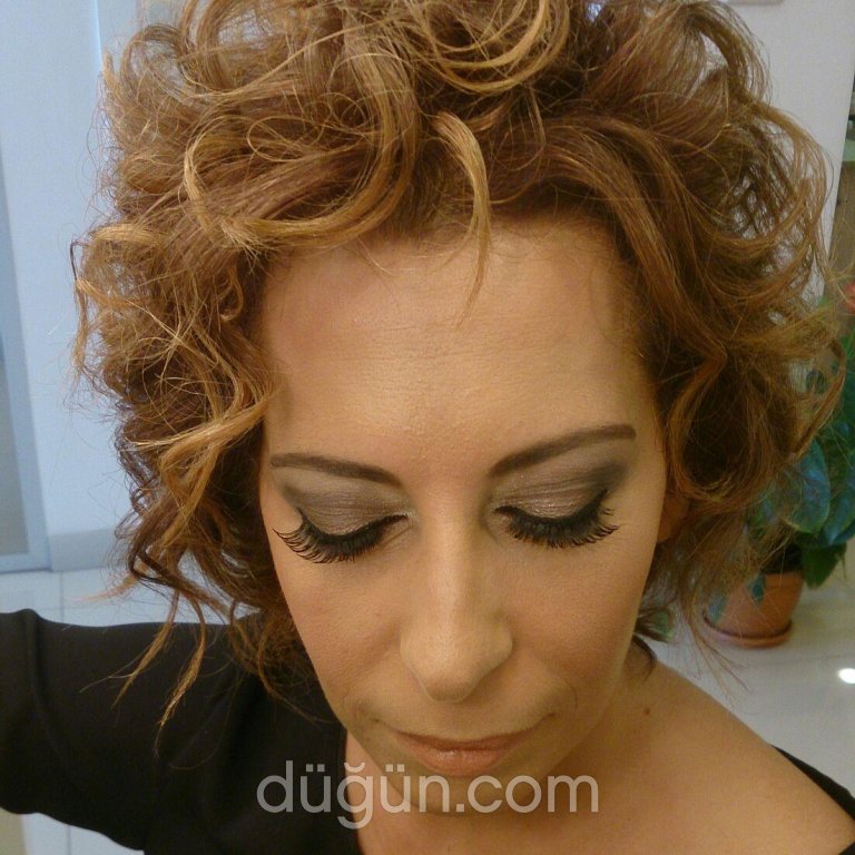 ŞZ Şeref Coiffeur Acıbadem