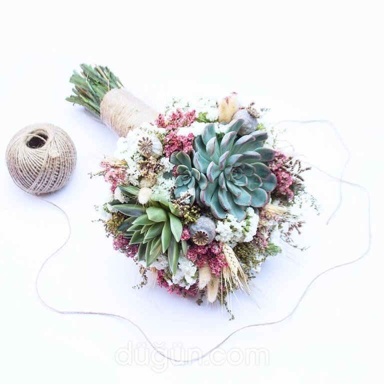 Bee Design & Flower Shop