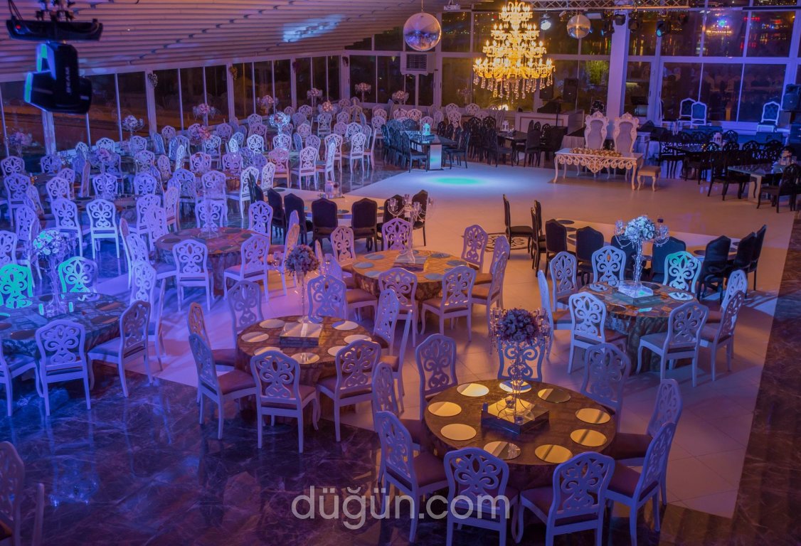 Düğün Kaç Saat Sürer Düğün Kaç Saat Sürer
