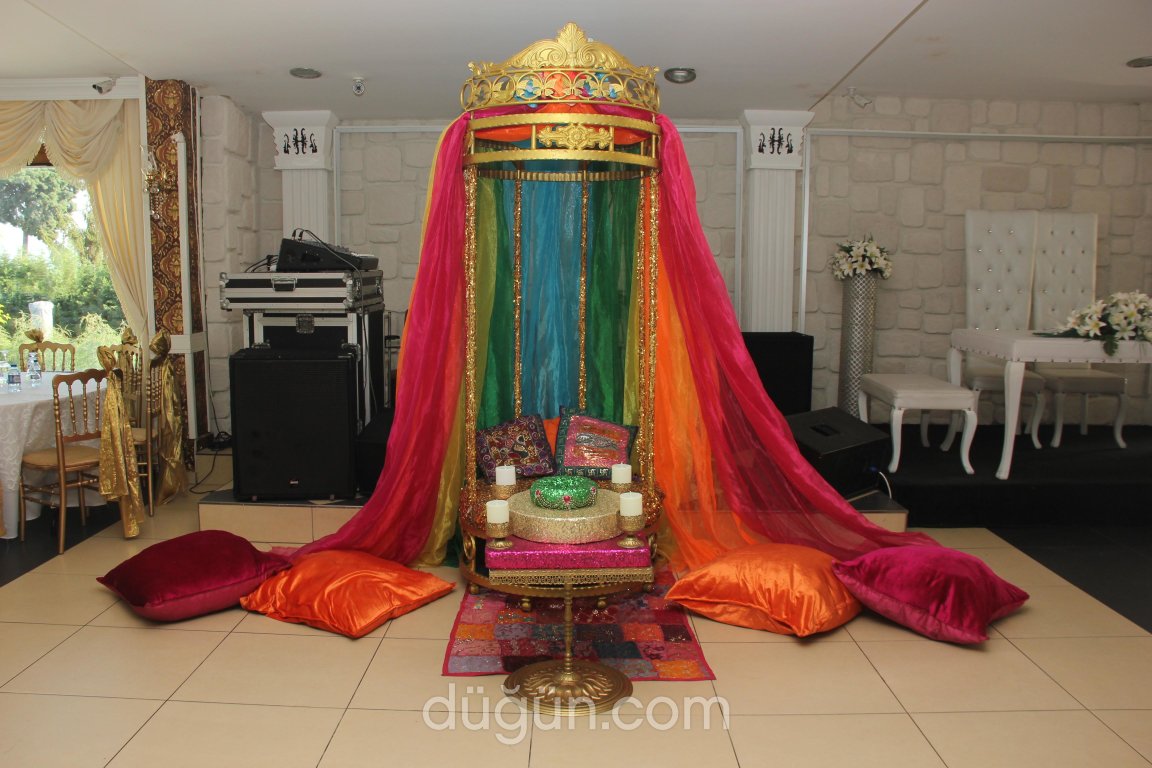 Adli Davet Kına Alanı