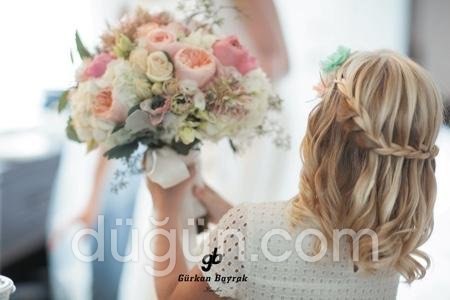 Şelale Örgü Gelin Saçı Modeli