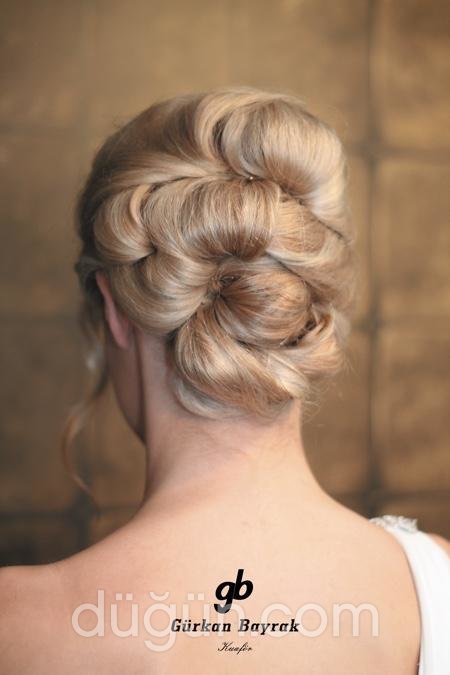 Bükmeli Topuz Gelin Saçı Modeli