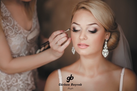 Yandan Topuz Gelin Saçı