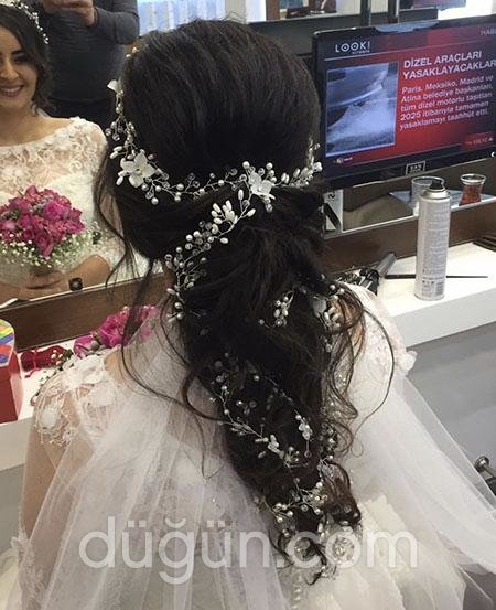 Prenses At Kuyruğu Gelin Saçı