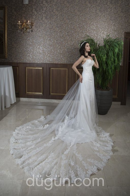 Straplez Gelinlik Modeli