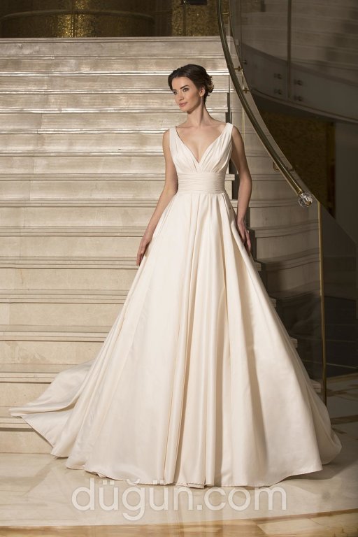 Saten Gelinlik Modeli