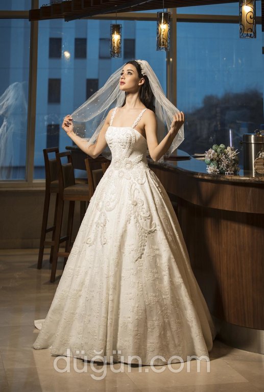 Prenses Kesim Gelinlik Modeli