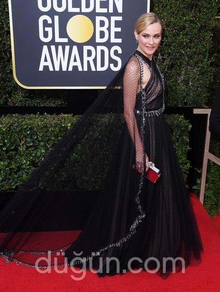 Pelerinli Abiye Modeli