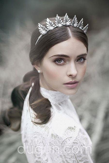 Sade Gelin Tacı Modeli