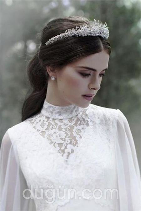 Kış Düğünleri İçin Gelin Tacı Modeli