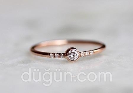 Yuvarlak Kesim Minimal Tektaş Yüzük