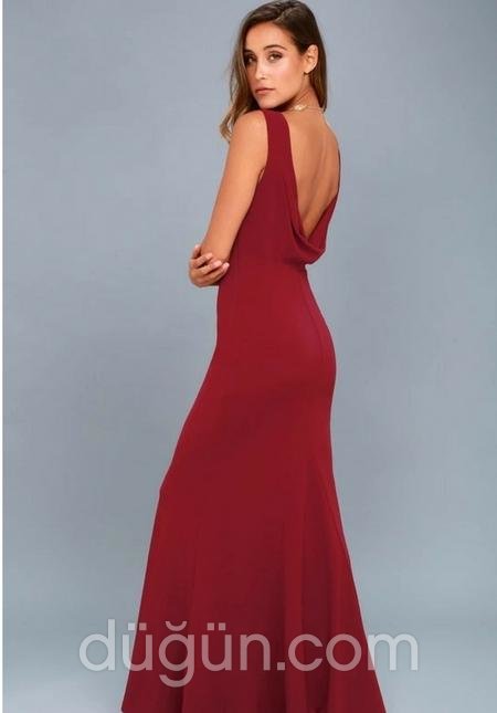 Sırt Dekolteli Bordo Nedime Elbisesi