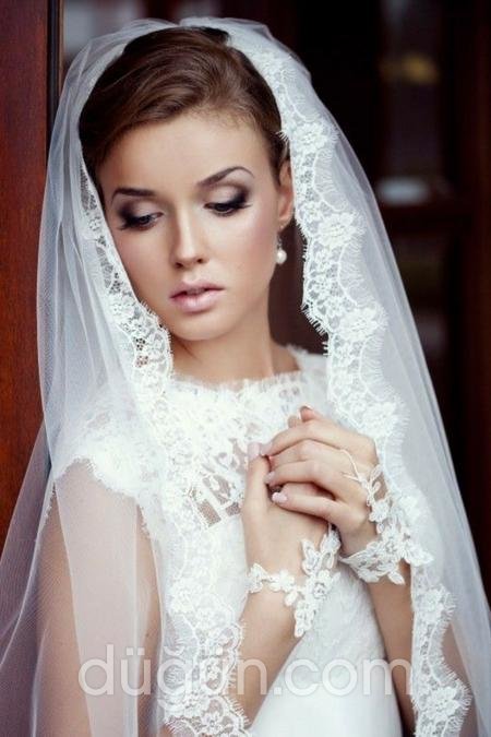 Zarif Buğulu Gelin Makyajı