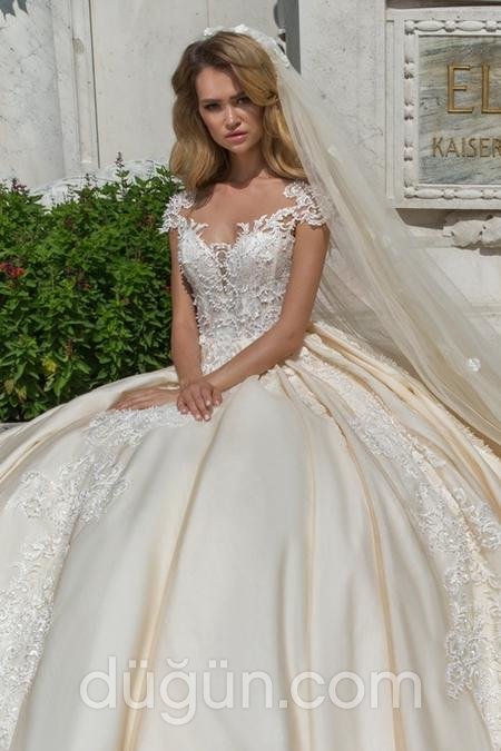 Kısa Kollu Prenses Gelinlik