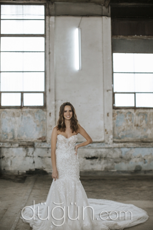 Yarım Balık Gelinlik Modeli