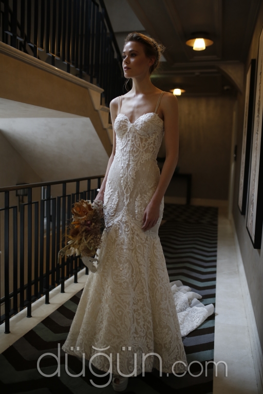 Askılı Yarım Balık Gelinlik