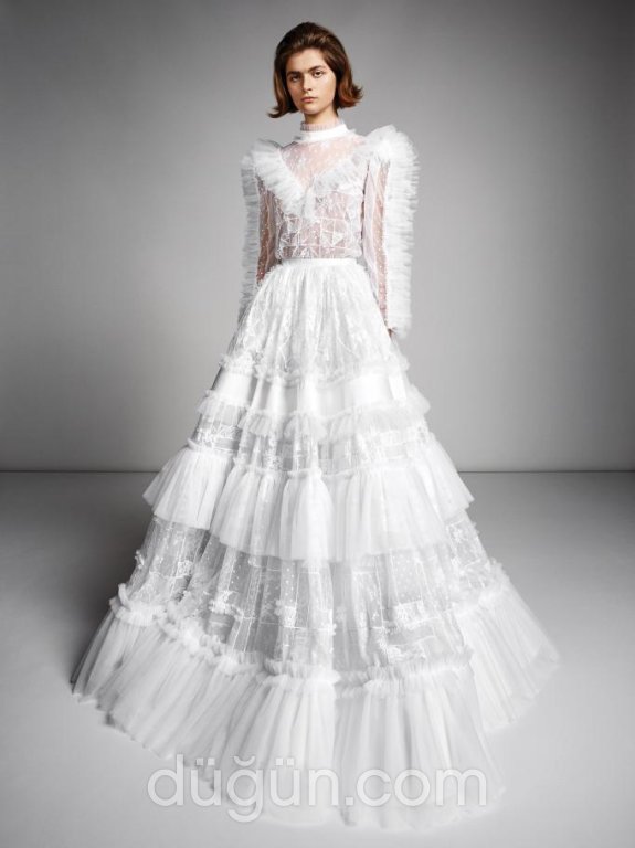 Fırfır Detaylı Gelinlik Modeli