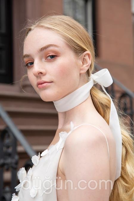 Pembe Tonlarında Gelin Makyajı