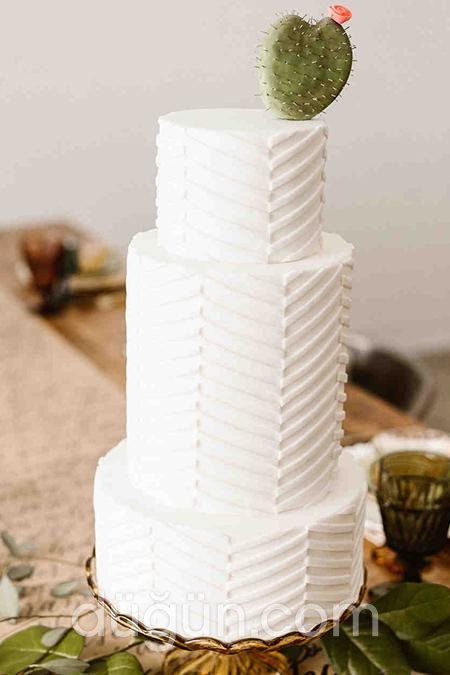 Kabartmalı Düğün Pastası