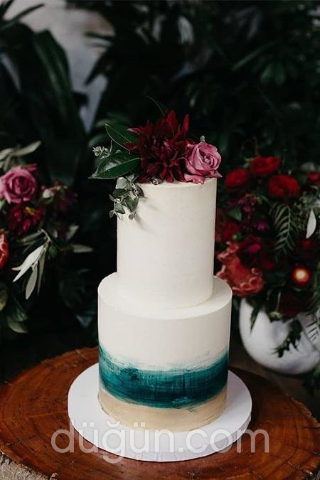 Sulu Boya Desenli Düğün Pastası