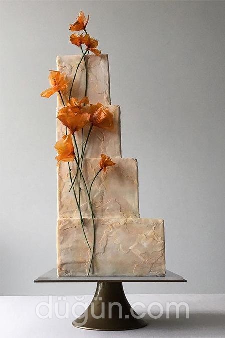 Çiçekli Geometrik Düğün Pastası