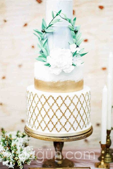 Dört Katlı Nişan Pastası