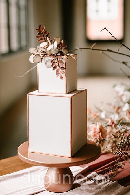 Dikdörtgen Nişan Pastası