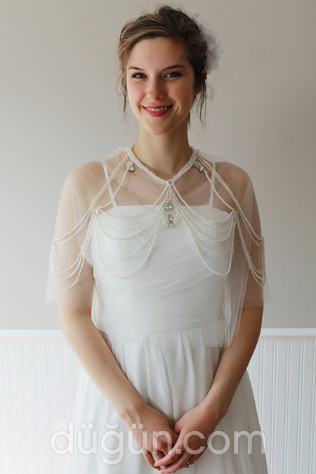 Aksesuarlı Gelin Saçı Modeli