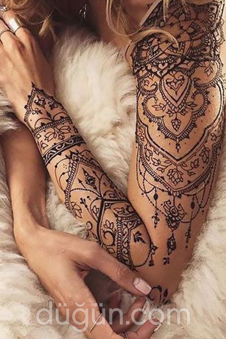 Kolu Kaplayan Gelin Kınası Modeli