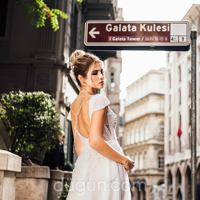 Arkası İpli Gelinlik Modeli