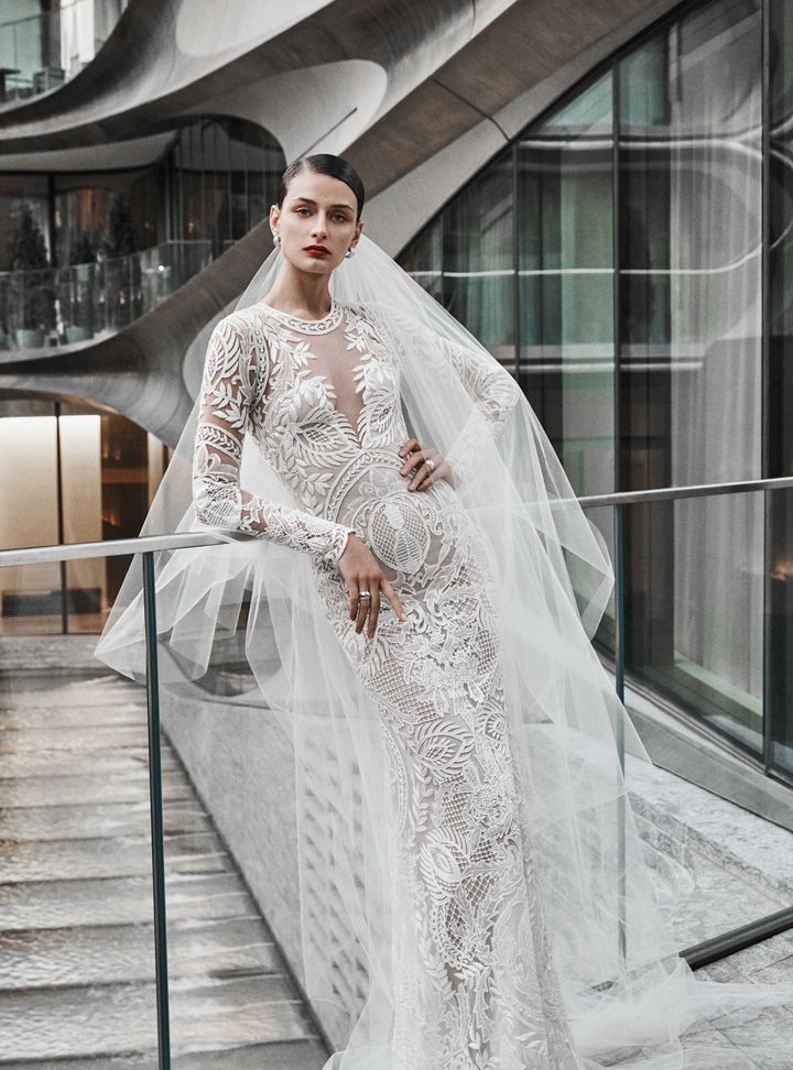 Naeem Khan Uzun Kollu Dar Kesim Gelinlik