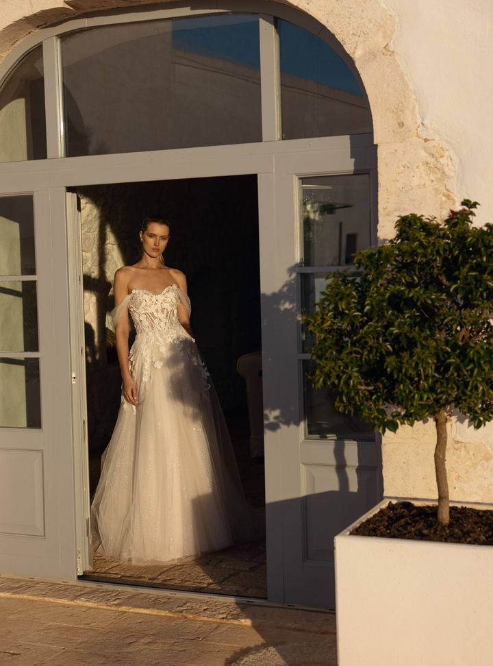 2026 Modeca Gelinlik 216-26 A Kesim Bohem Straplez Gelinlik