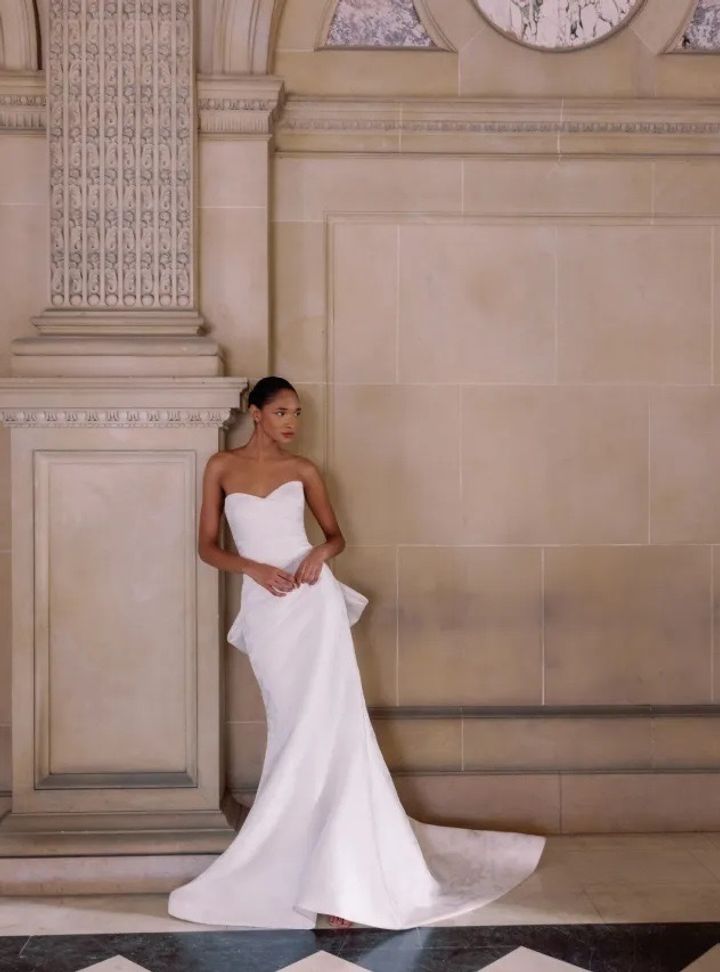 2025 Sareh Nouri -8-25 Balık Kesim Straplez Modern Gelinlik