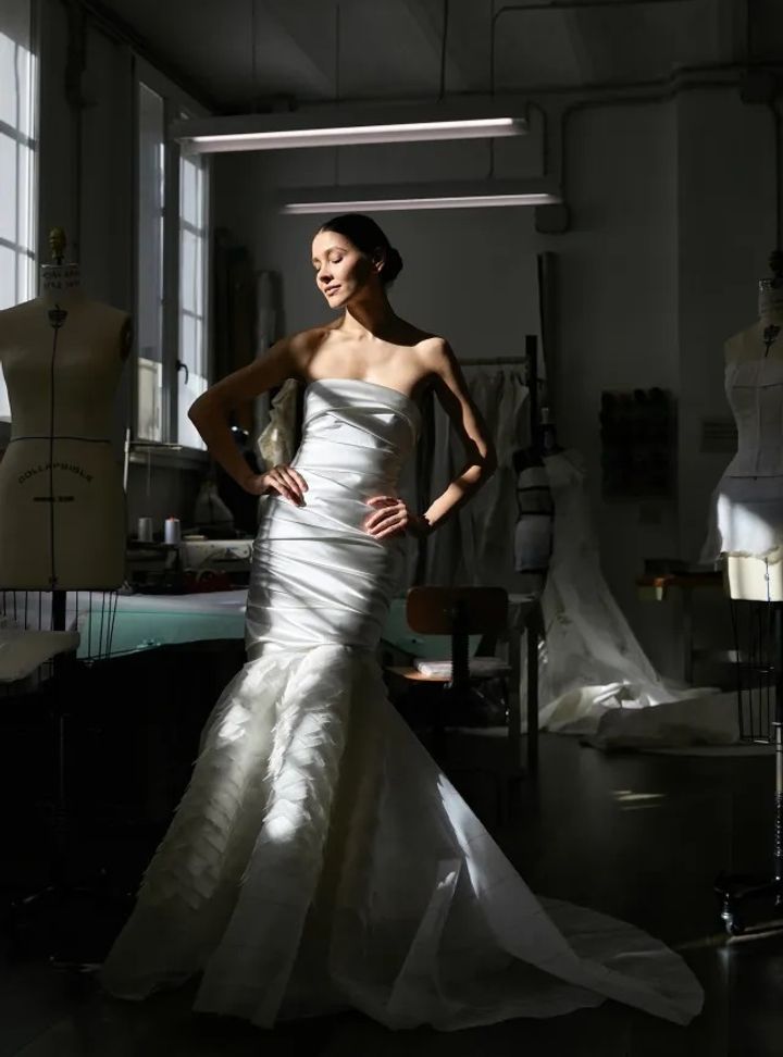 2025 Peter Langner -6-25 Balık Kesim Straplez Gelinlik