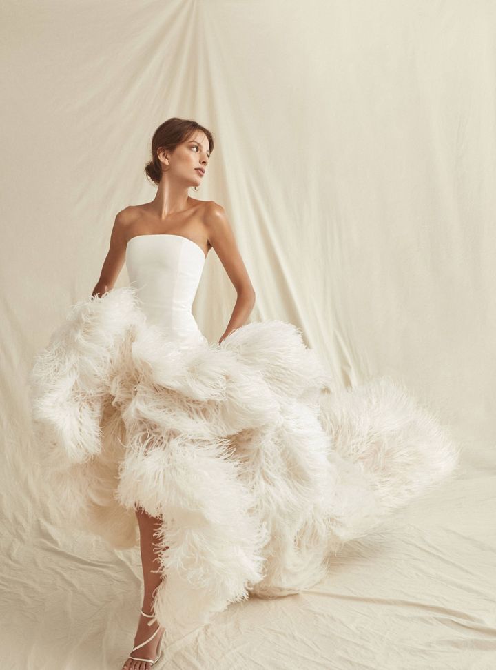 Oscar de la Renta Tüylü Gelinlik