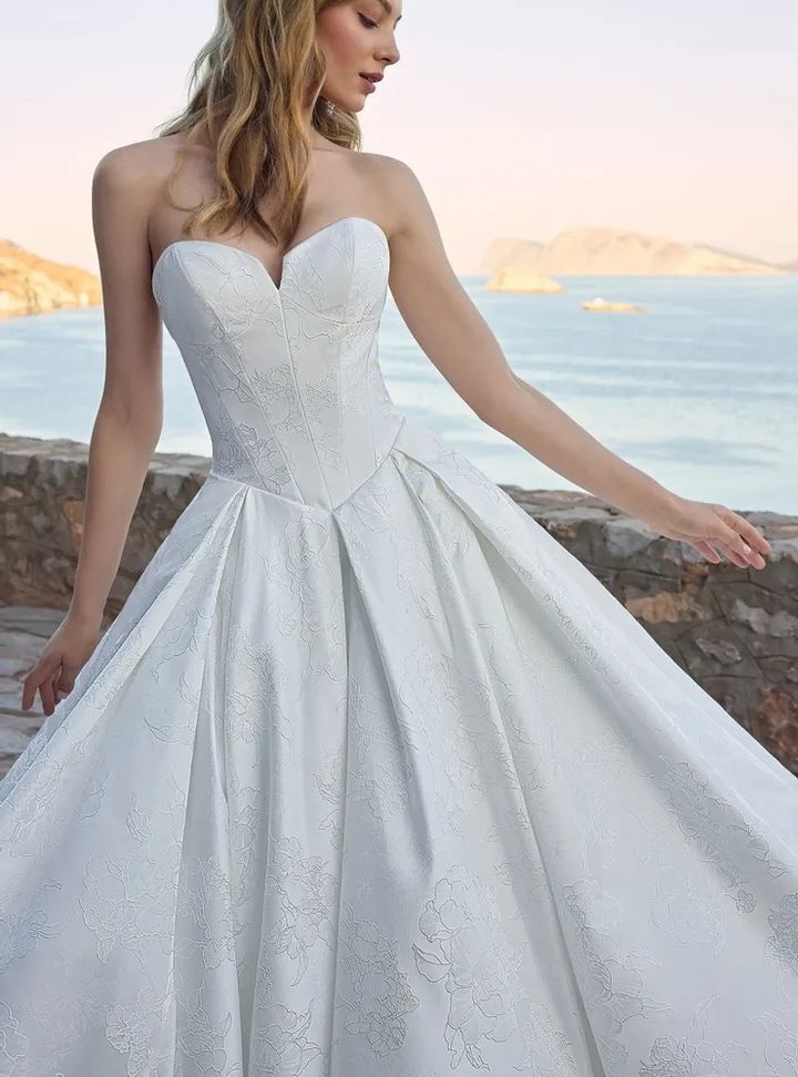 2025 Sophia Tolli -7-25 A Kesim Straplez Modern Gelinlik